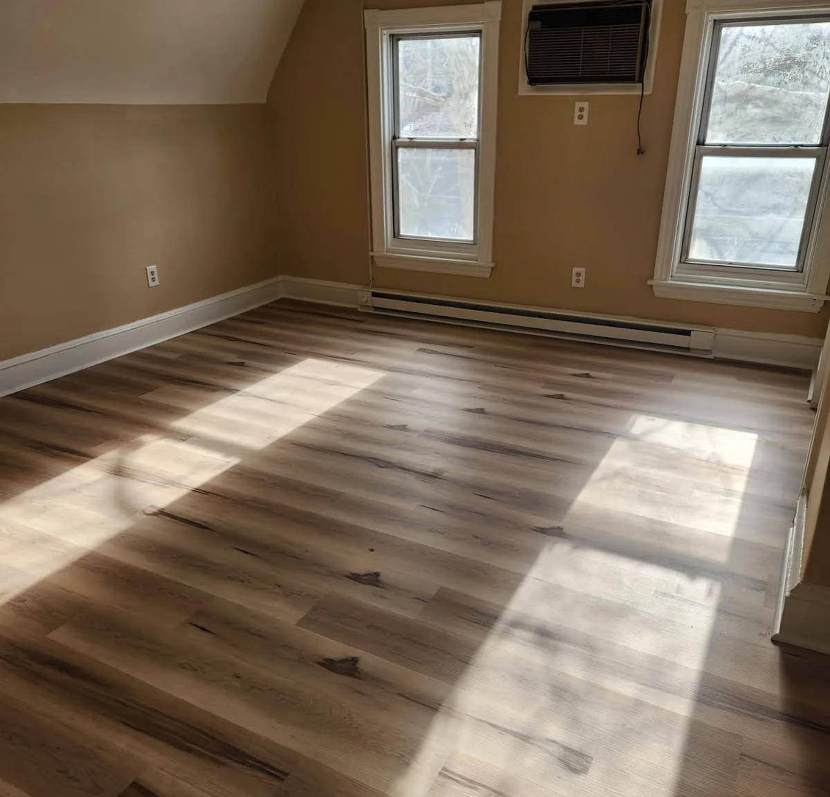 1 bed, 700 sqft, $1,225 — Photo 3