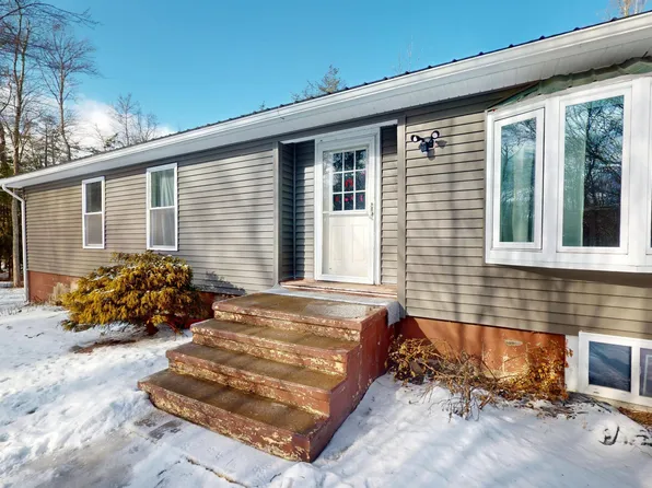 46 Storm Rd, Covington Township, PA 18444