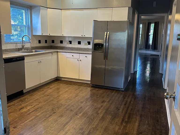 5638 W Higgins Ave #1 — Photo 15