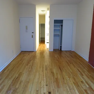 Rented by City & Suburban | media 21