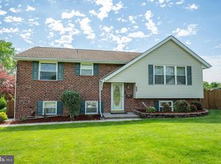 883 Mustang Rd, Warrington, PA 18976