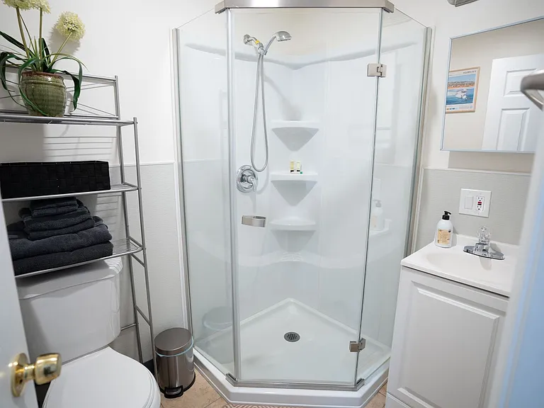444 G St #28 — Photo 5