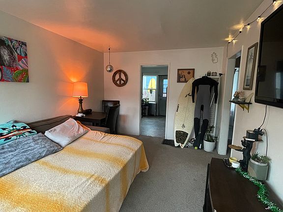 5th image of 4982 Cape May Ave