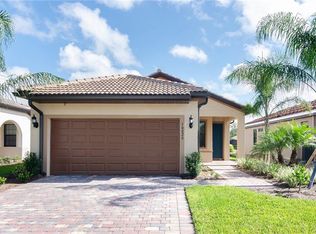 10820 Glenhurst St, Fort Myers, FL 33913