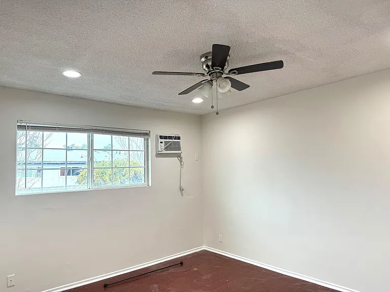 11258 Tiara St #7 — Photo 30