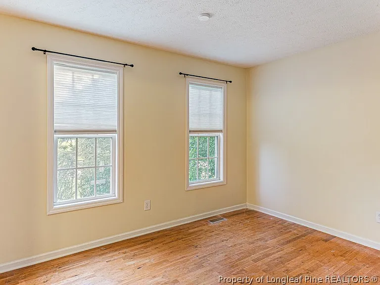 1901 Ellie Ave — Photo 7