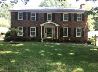 2810 Asbury Ter, Greensboro, NC 27408
