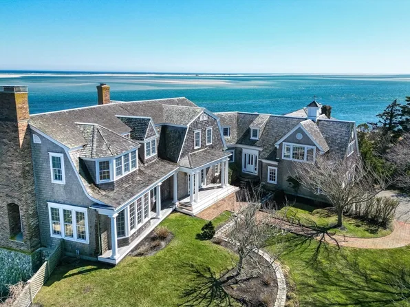 4 Ministers Ln, North Chatham, MA 02650