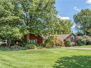 2105 Wyndermere Way, Fort Smith, AR 72903