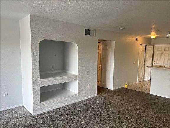 5th image of 13838 Fairway Island Dr APT 1423