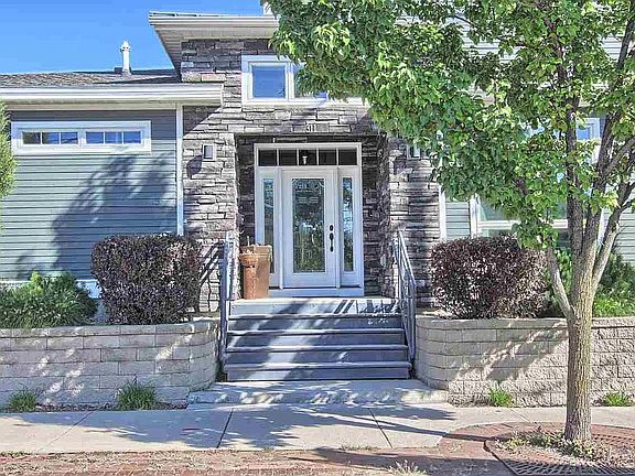 3rd image of 311 E Eighth St