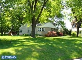 1404 N Wales Rd, North Wales, PA 19454