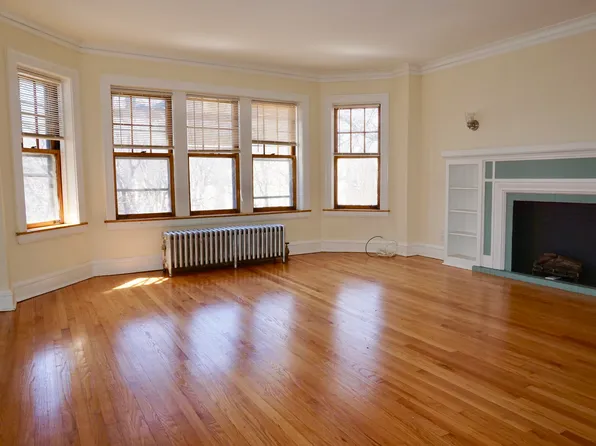 5659 N Campbell Ave Unit 2, Chicago, IL 60659