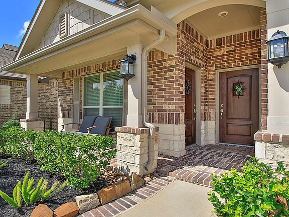 4th image of 17019 Maravillas Cove Dr