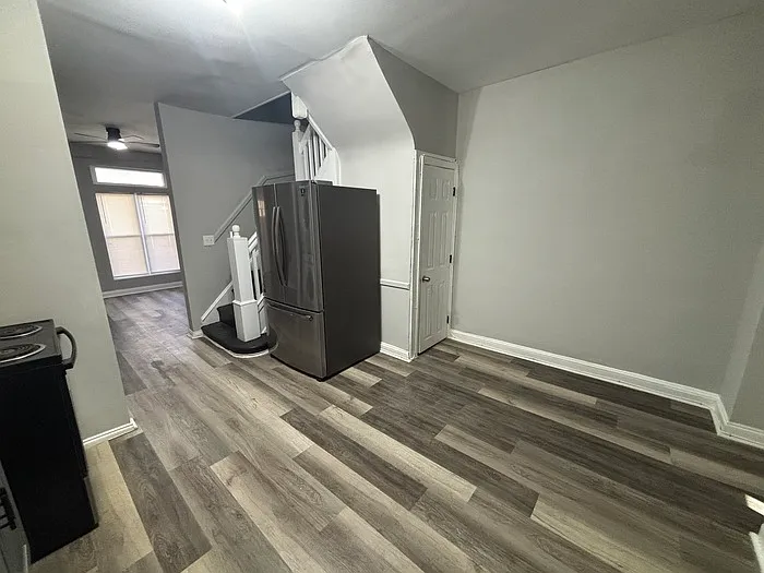 5399 Maple Ave — Photo 5
