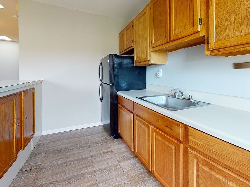 1st image of 315 Sackett St Floor 3