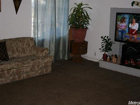 5th image of 226 C St