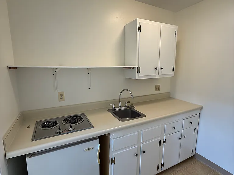 745 Main St #A2 — Photo 5
