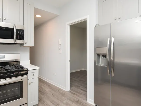1813 W Cermak Rd #1, Chicago, IL 60608