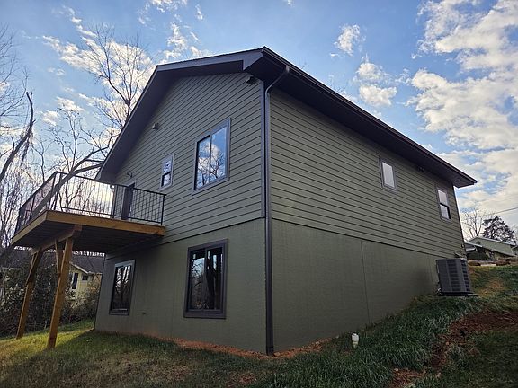 5th image of 6 Unaka Ave