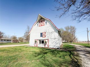 1504 E Main St, Casey, IL