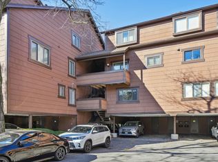 108 Sandpiper Ky, Secaucus, NJ 07094