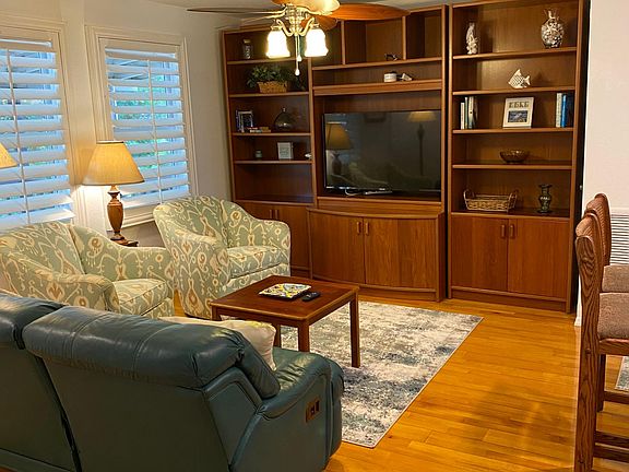 Living Room with hardwood floors