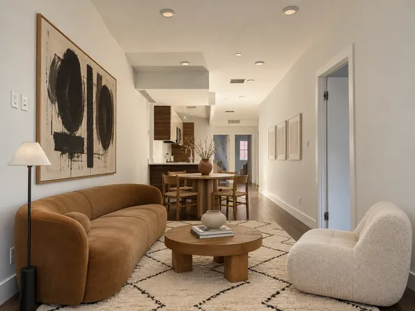 108 South St #3, New York, NY 10038
