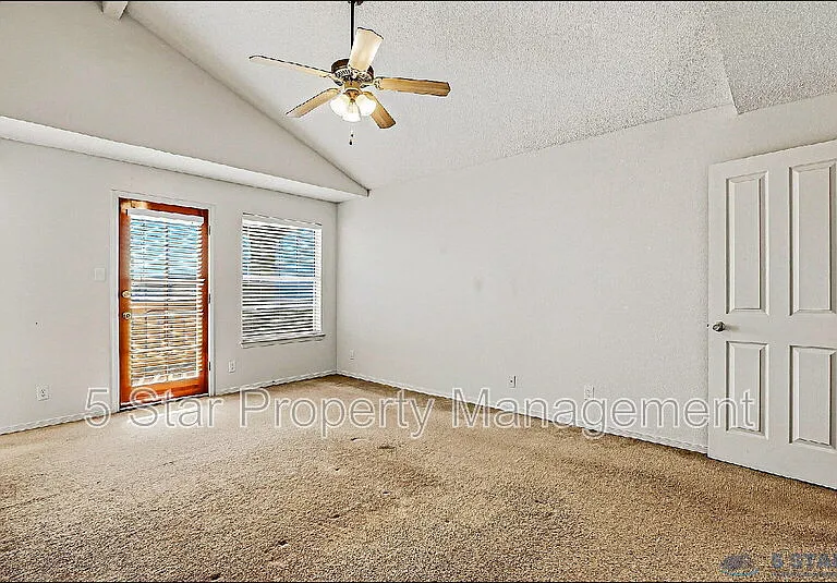 3140 Tierra Agave Dr — Photo 25