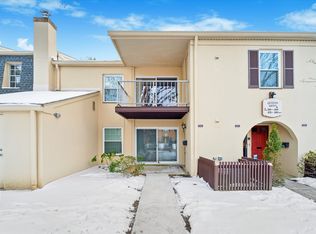 284 Old Forge Xing, Devon, PA 19333