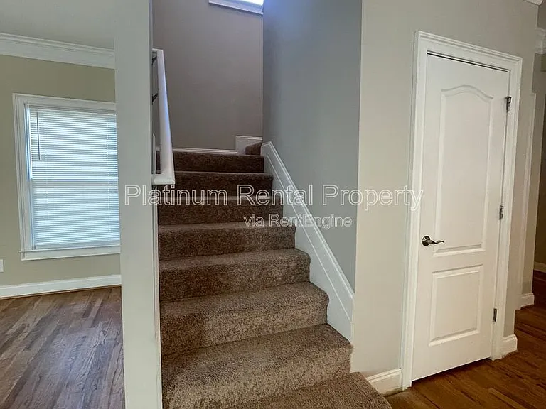 750 Terry St SE — Photo 15