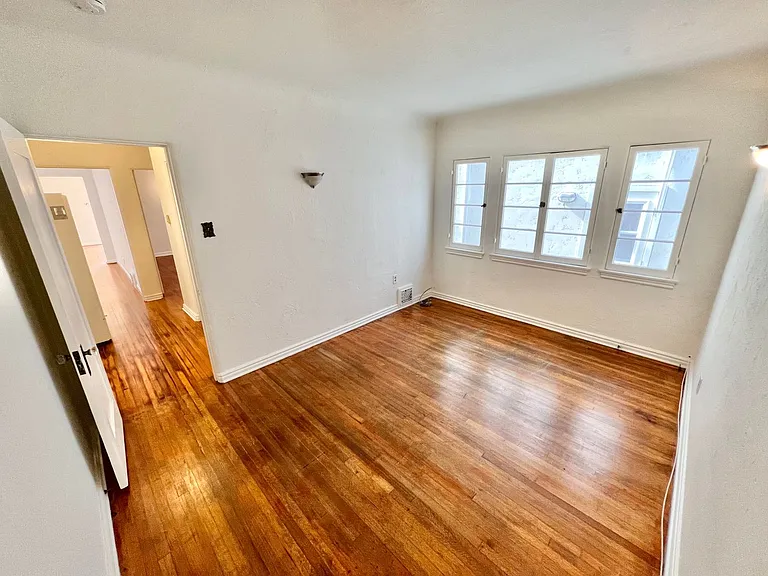 227 Granada Ave — Photo 22