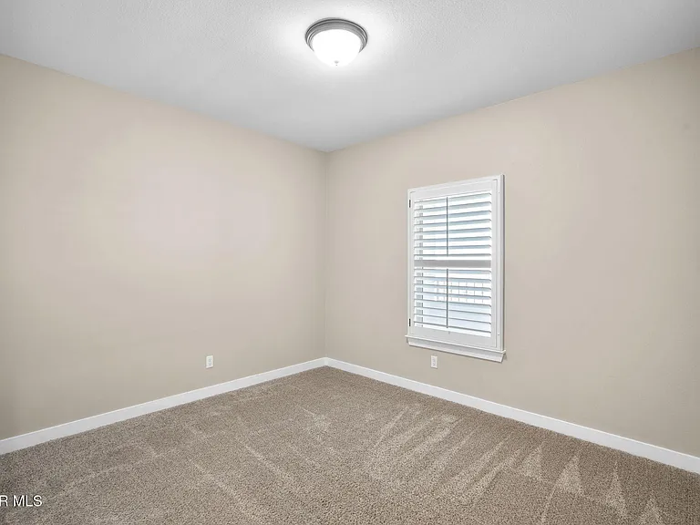 10013 Hueco Junction Rd — Photo 31