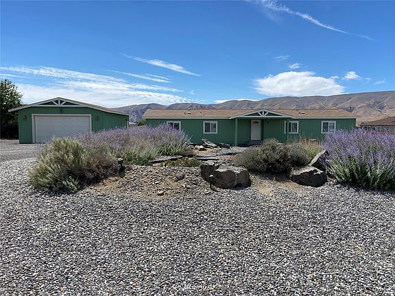 3rd image of 811 Desert Aire Dr SW