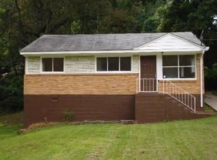2211 Macon Dr SW, Atlanta, GA 30315
