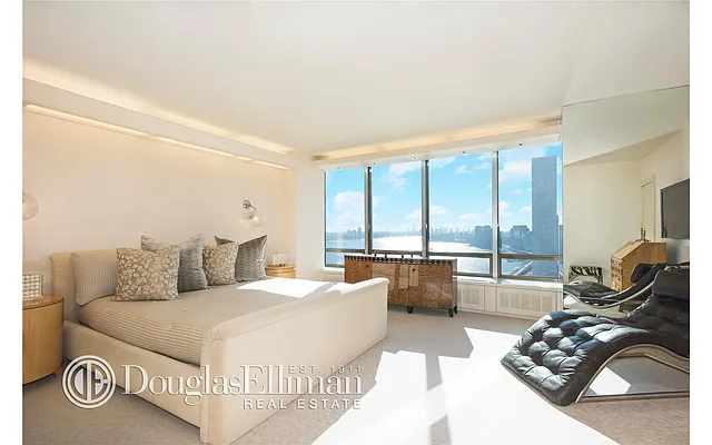 Sold by Douglas Elliman | media 4
