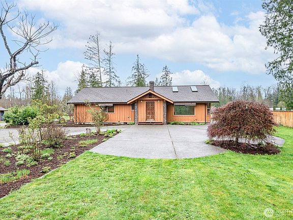 3rd image of 32006 51st Avenue Ct E