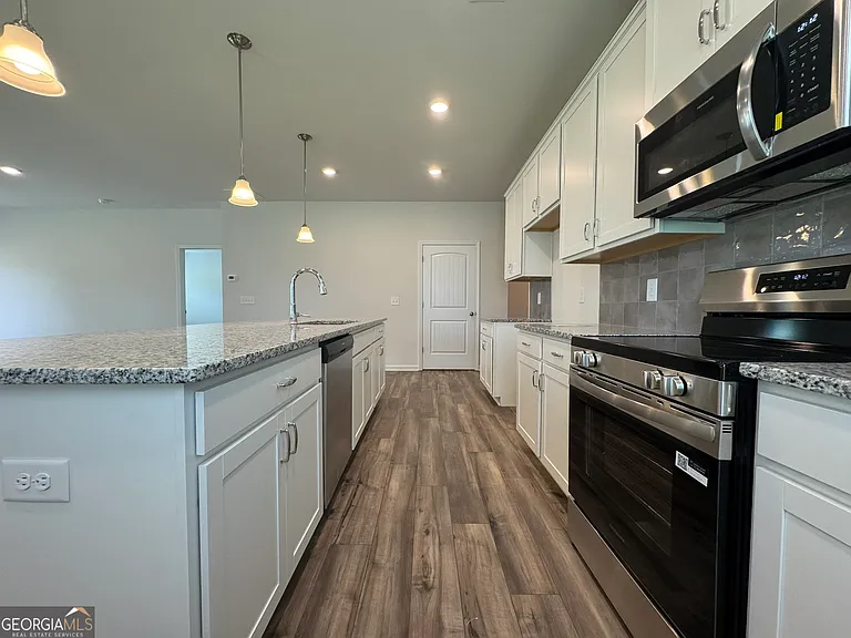 129 Sycamore Ln — Photo 10