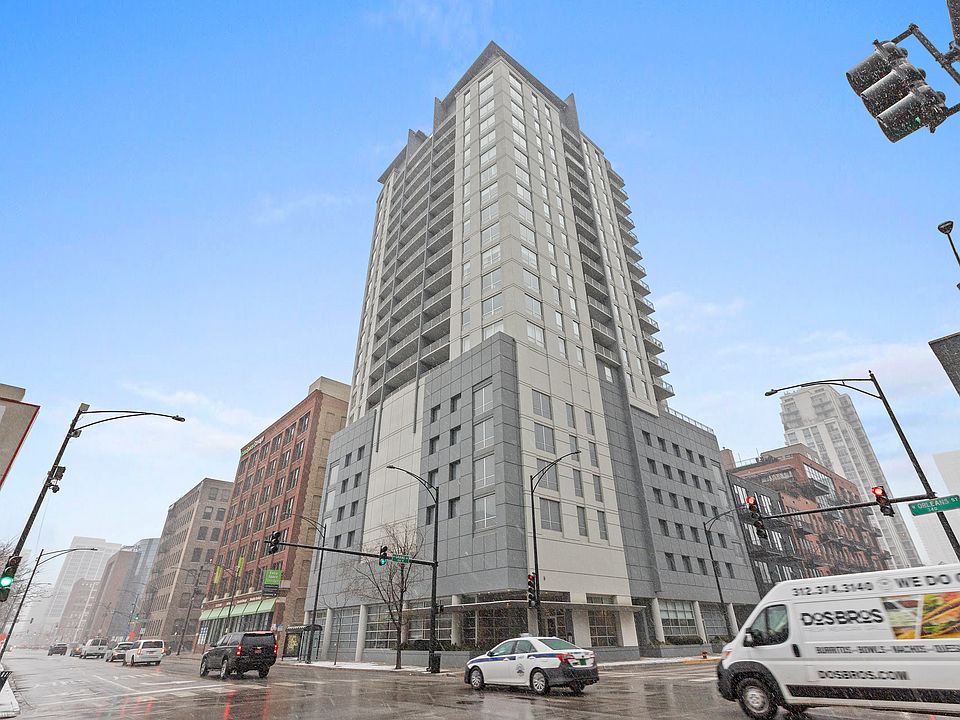 1st image of 330 W Grand Ave APT 1505