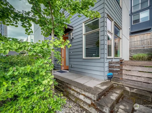 912 Martin Luther King Jr Way S, Seattle, WA 98144