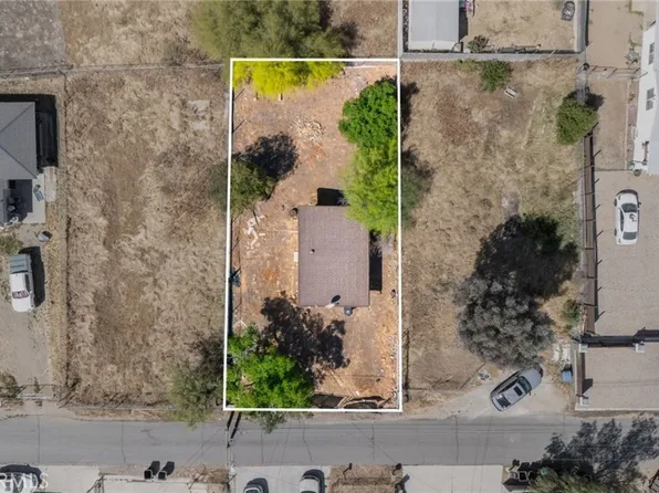 23524 Lodge Dr, Canyon Lake, CA 92587