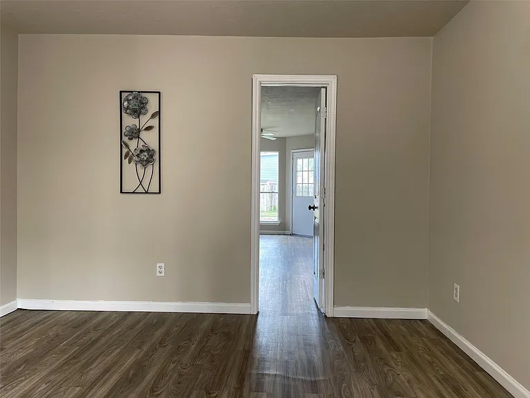 6614 Amberfield Ln — Photo 6