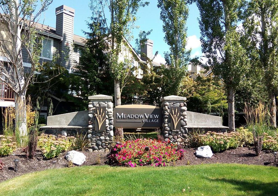 Meadowview Village
