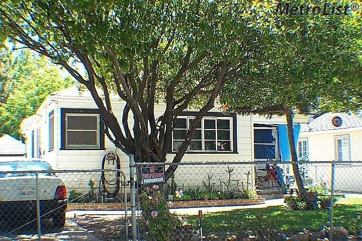 1st image of 3035 39th St