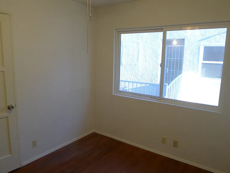 6136 Oliva Ave — Photo 22
