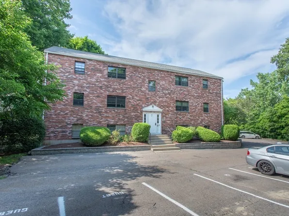 8 Jackson St #C1, Quincy, MA 02169
