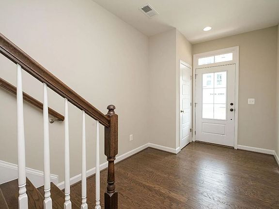 2nd image of 3466 Monterey Dr