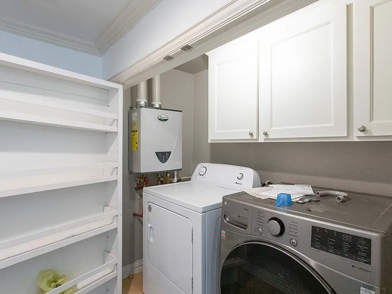 1803 Midwestern Pkwy — Photo 24