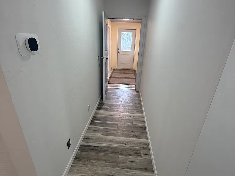 2335 Roosevelt St — Photo 5