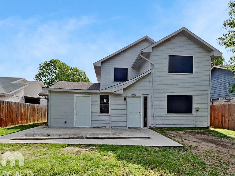 7413 Waterway Dr — Photo 22